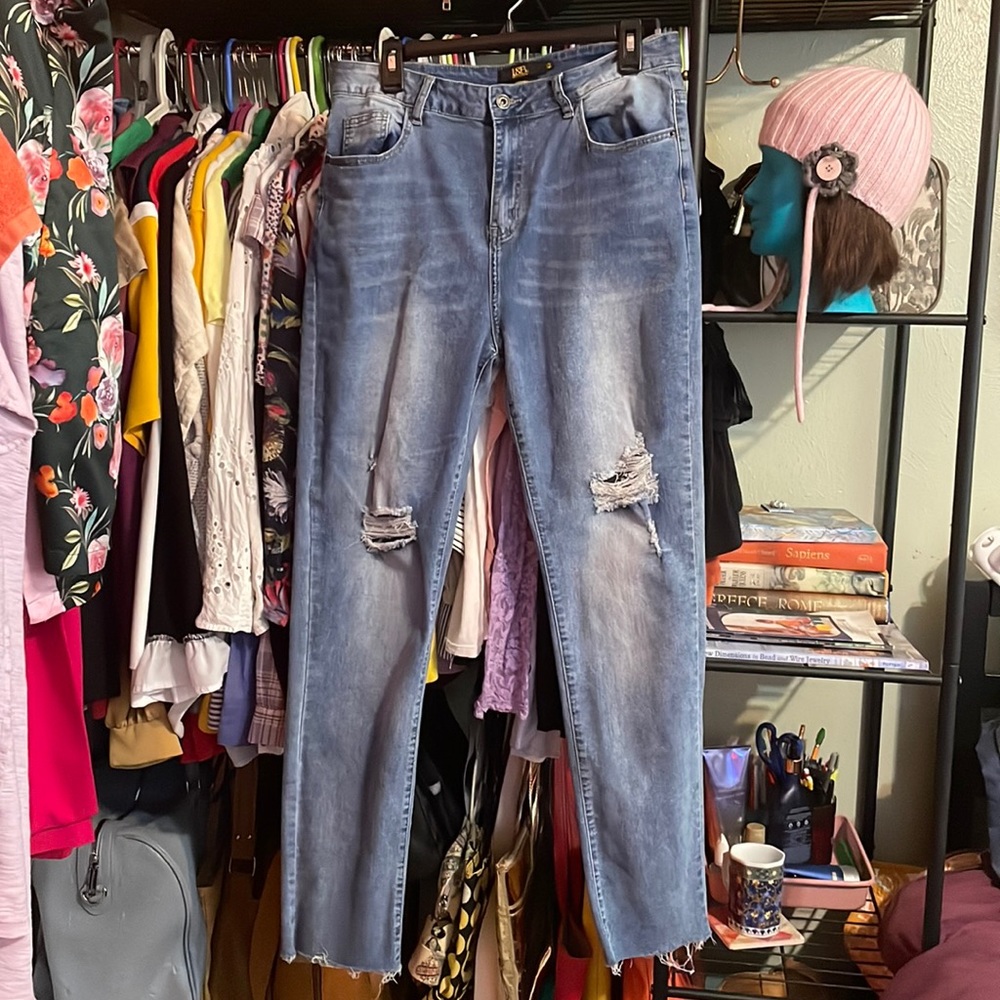 Lucky 🍀 & Blessed Distressed Denim Jeans Skinny Size 12 w Stretch